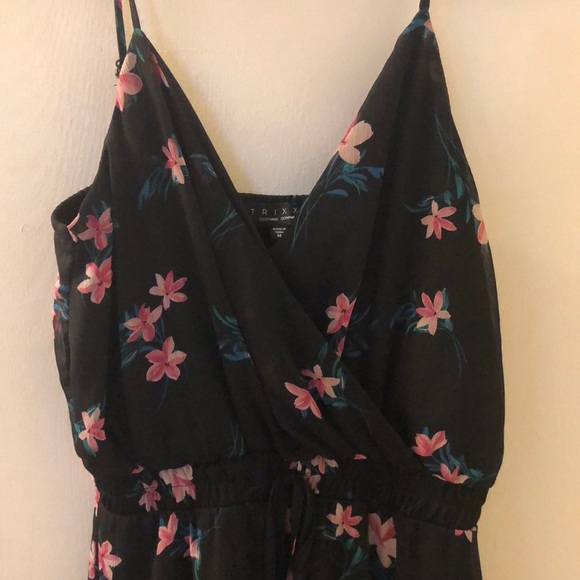 Adorable floral romper! - Picture 2 of 6